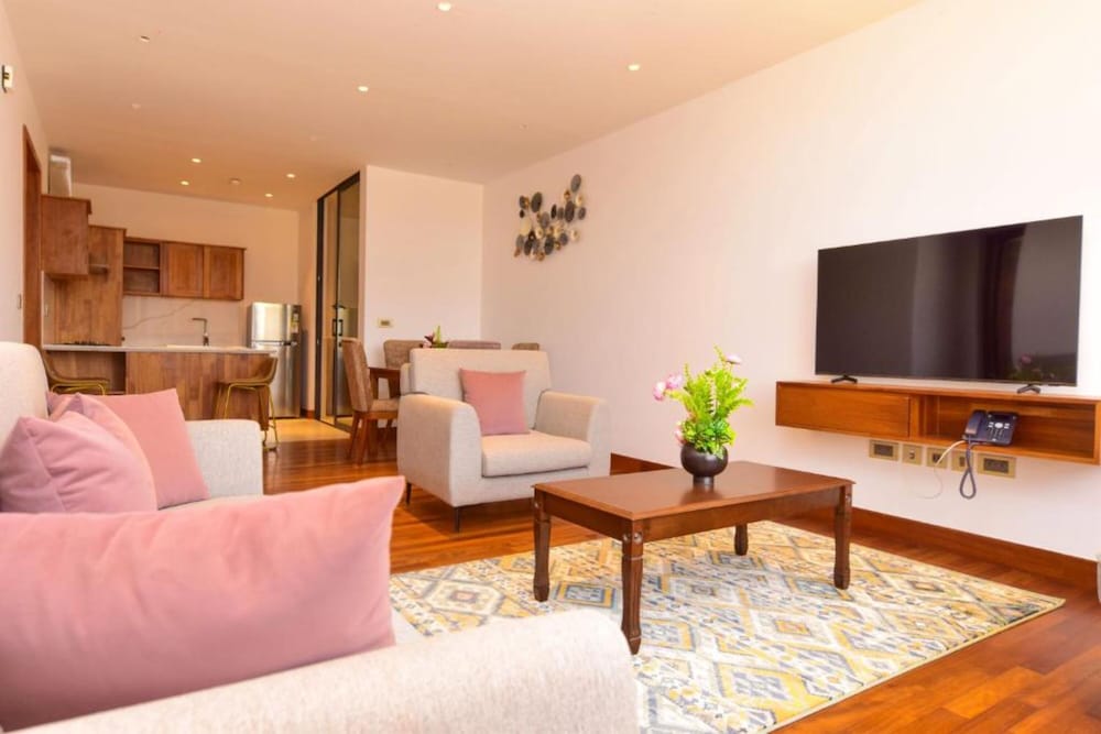 Broadwalk Residency 30/46