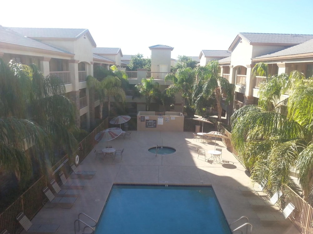 Siegel Suites Select Casa Grande 2/44