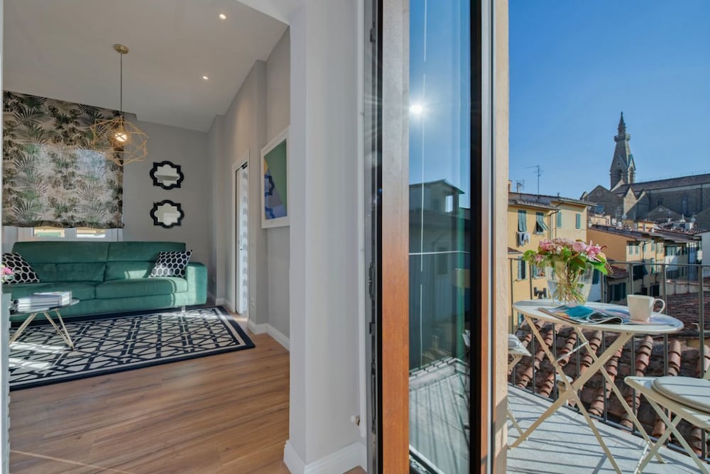 Flamingo Luxury Apartment 15/26