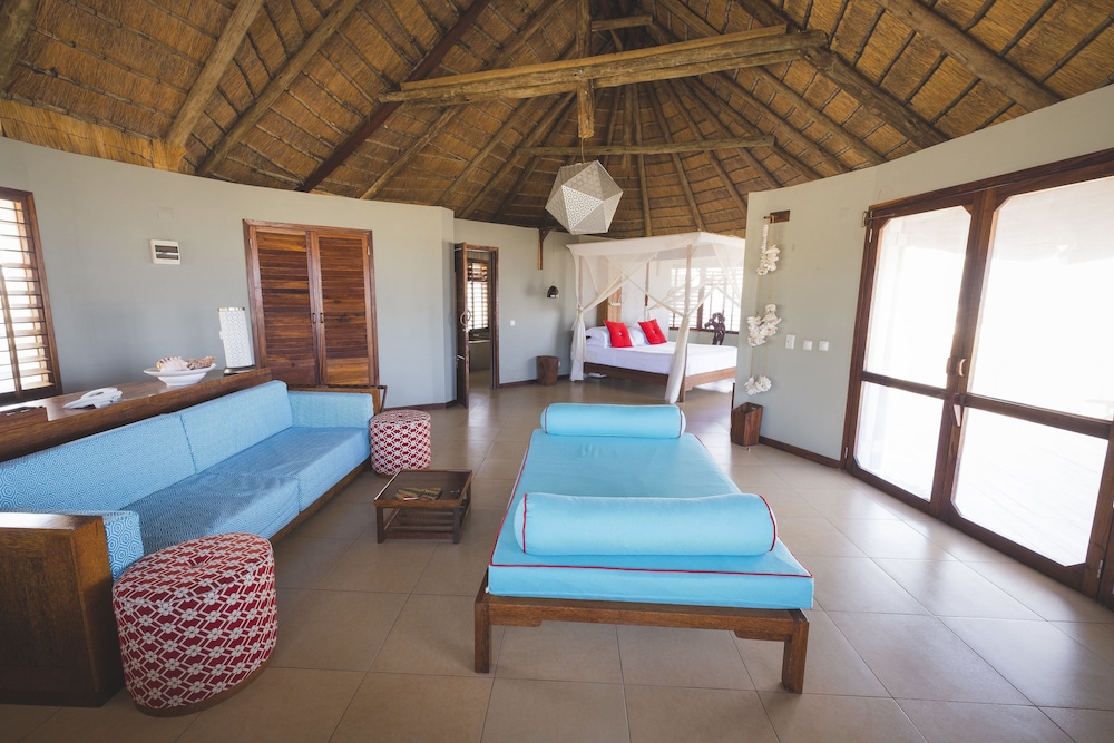 CORAL LODGE 21/50