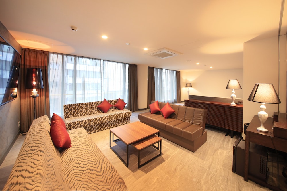 Centurion Hotel Ueno 67/74