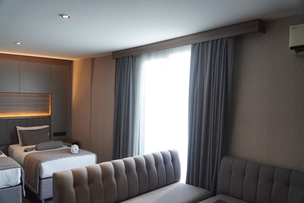 Best House Hotel 34/58