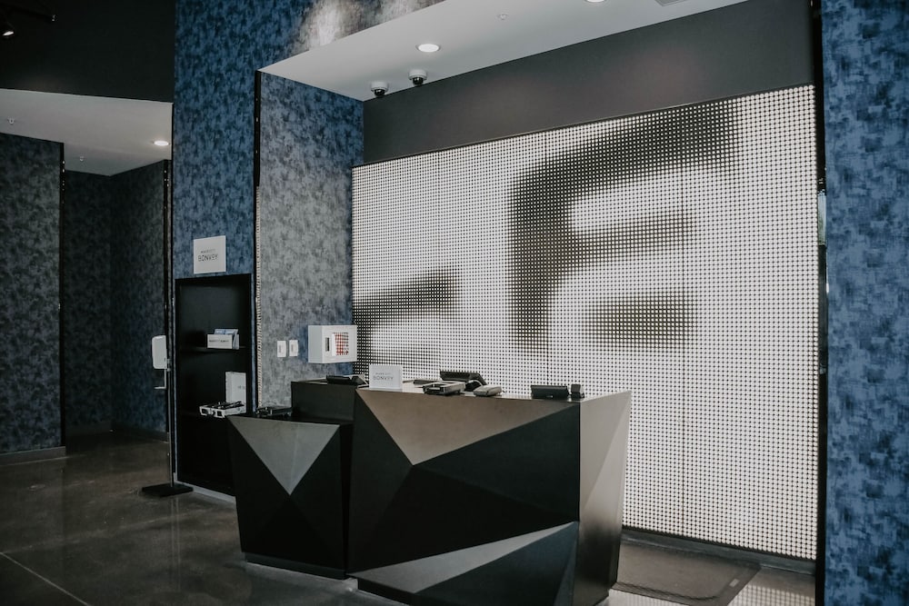 Aloft Omaha West 2/50