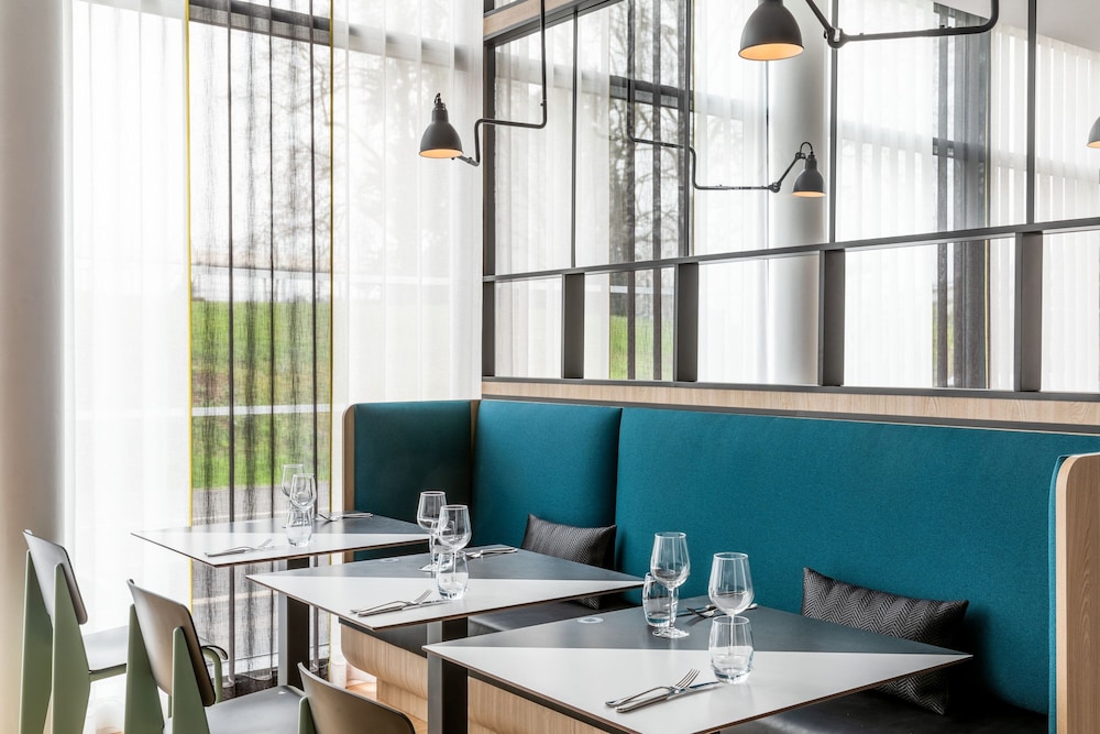 Courtyard by Marriott Paris Creteil 36/40
