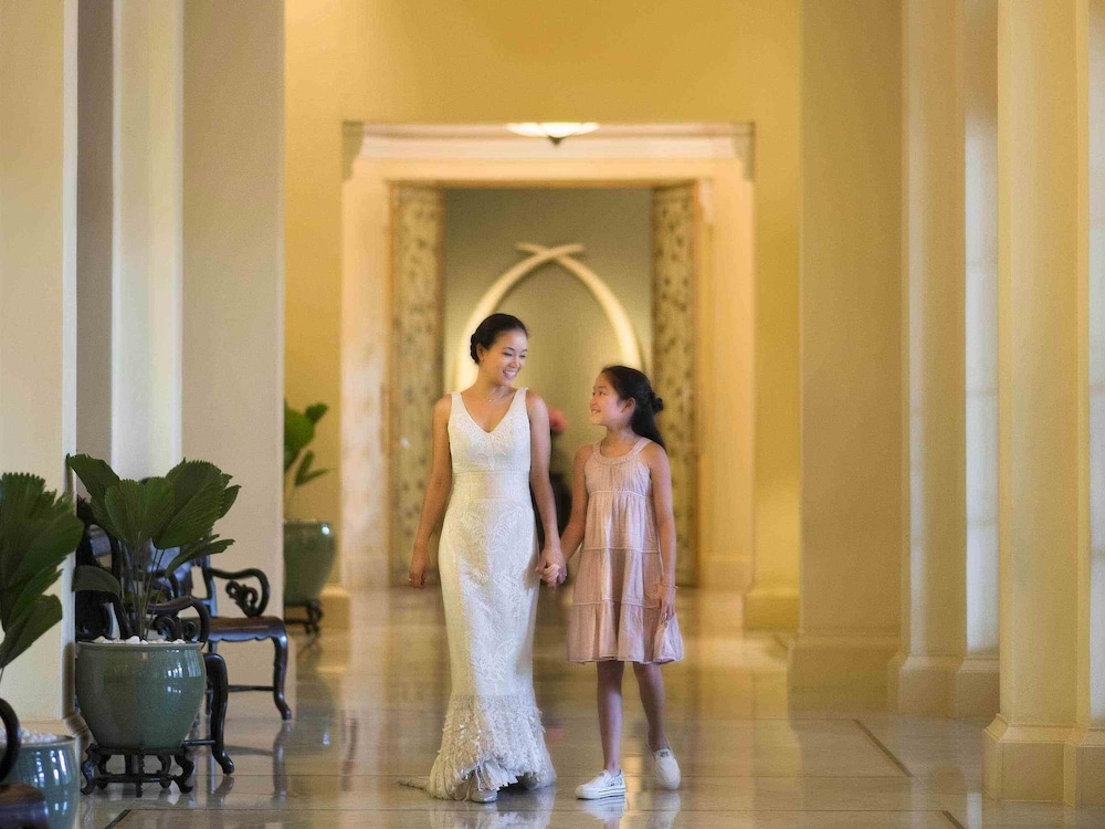 Raffles Hotel Le Royal 8/78