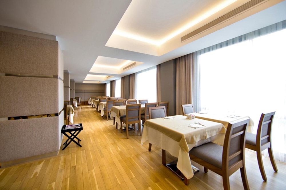 Cihangir Hotel 32/47