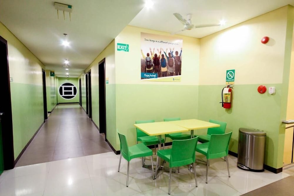 Go Hotels Puerto Princesa 28/50