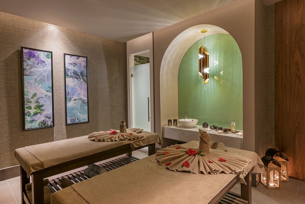 Elite World Grand Istanbul Kucukyali Hotel 40/68