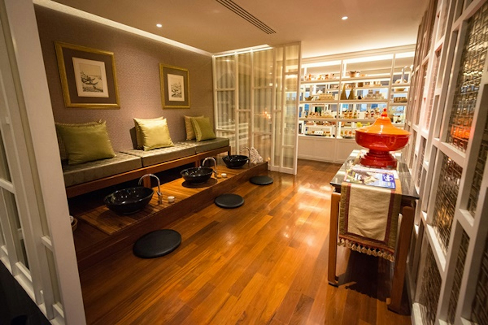 Grande Centre Point Ploenchit Bangkok 47/74