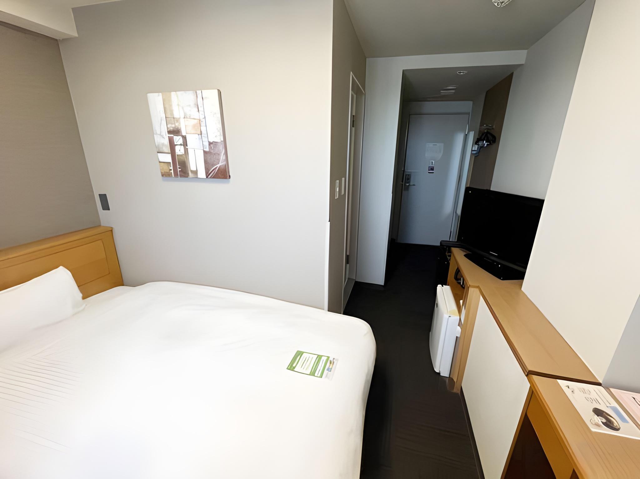 Semi Room, Single, Semi Double Bed