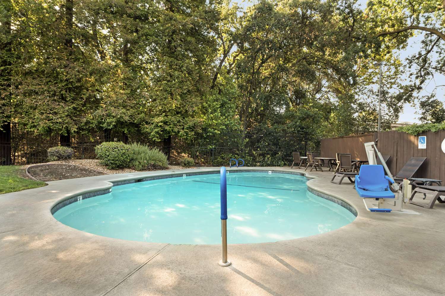 Best Western Heritage Inn - Chico 36/37
