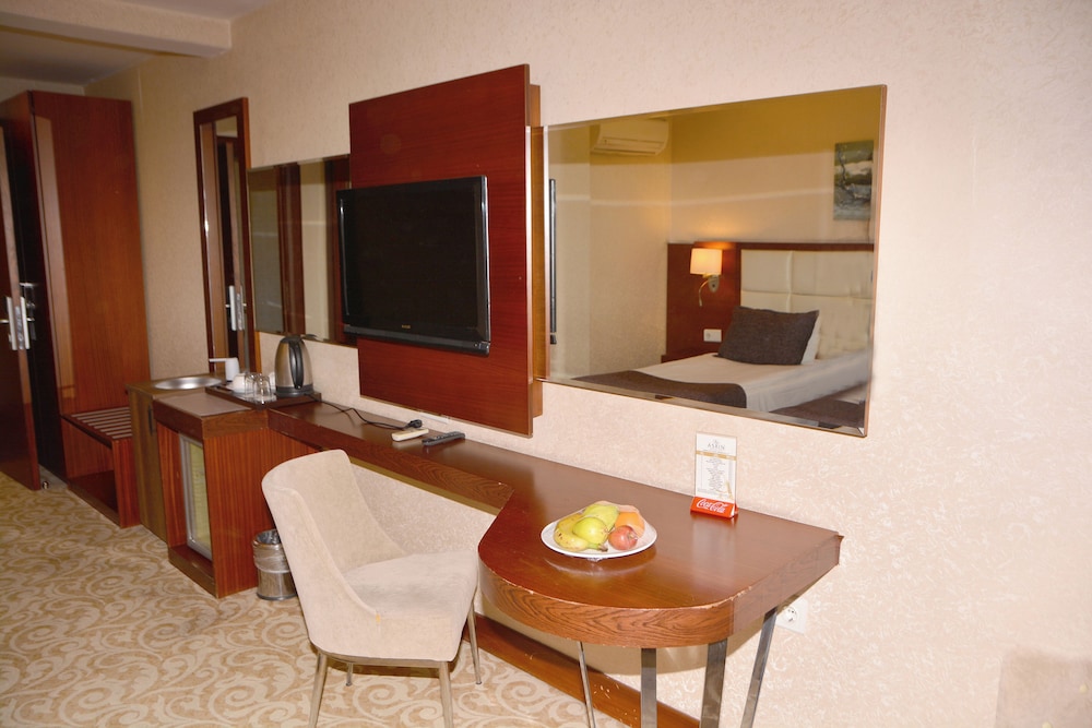 ASRIN BUSINESS HOTEL 12/73