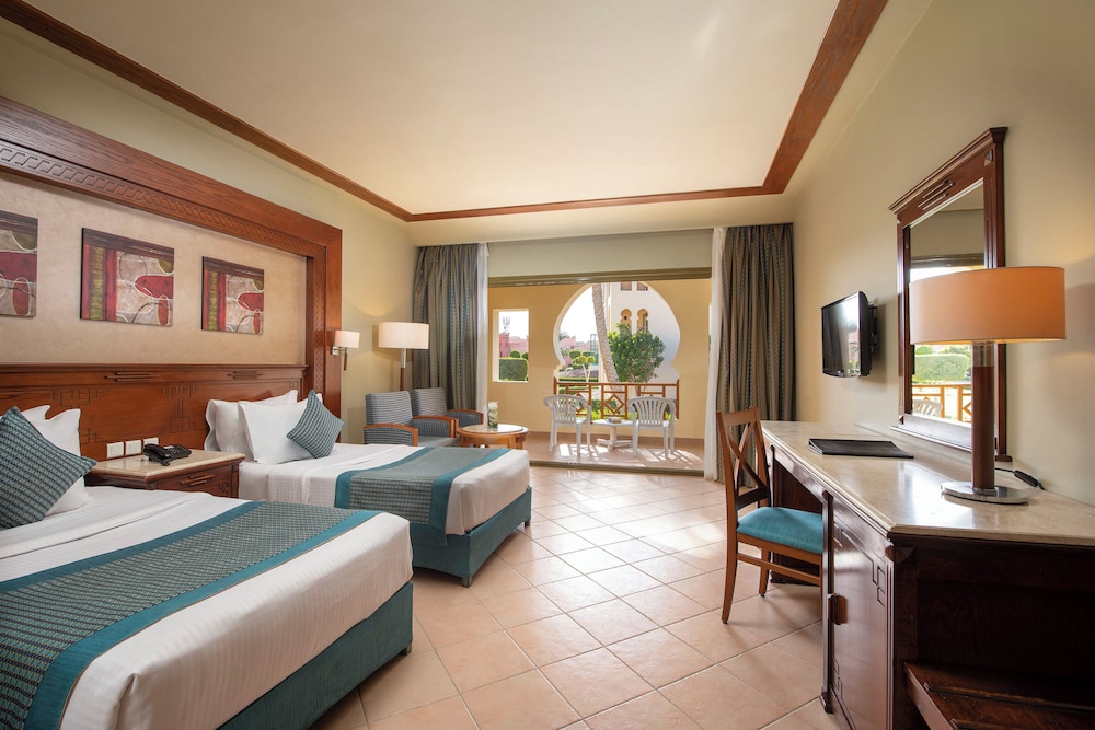 غرفة سوبيريور بسرير مزدوج أو سريرين منفصلين بإطلالة على الحديقة، Charmillion Club Resort 7/10