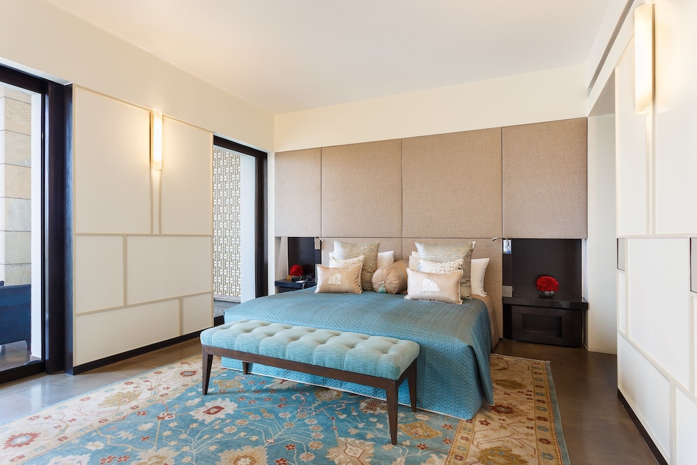 1 BEDROOM, SUITE, PRIVATE POOL