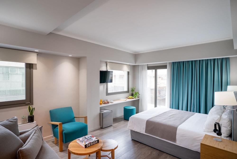 Chroma Fashion Rooms & Apartments 11/48