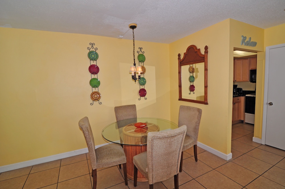 Lido Islander Inn And Suites 48/56