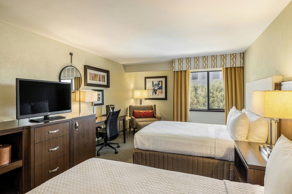 Crowne Plaza Dallas Near Galleria Addison 20/55