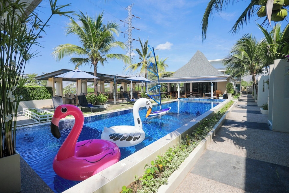 Impress Resort 39/50