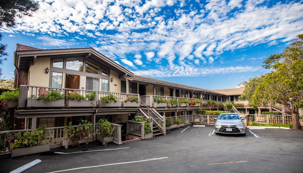 Comfort Inn Carmel By The Sea 50/62