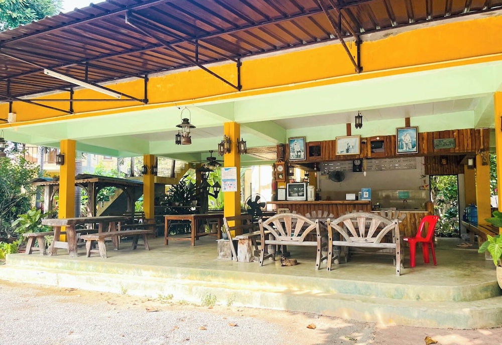 Baanbali Beach Resort 5/50