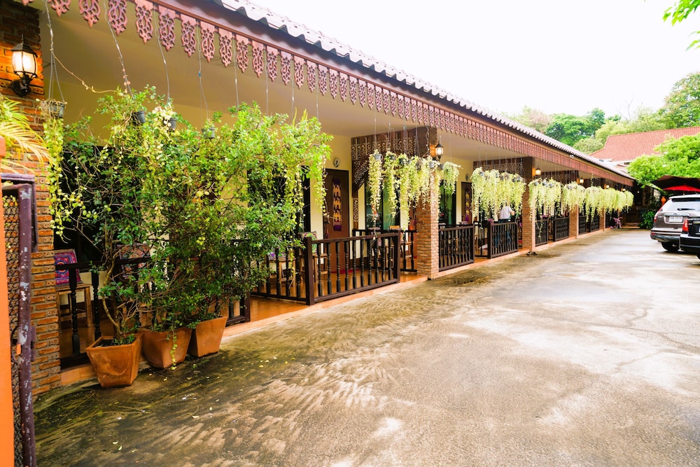 Gita's House 62/69