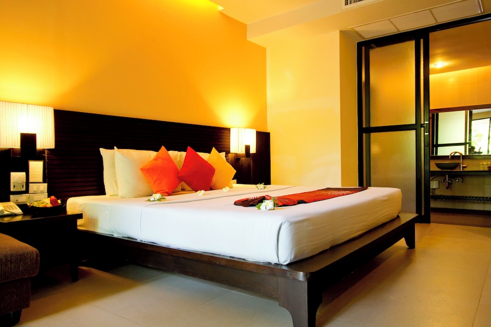 Chalay, Tropical, King Bed, Sunrise Wing، Sand Sea Resort Railay Beach 2/5