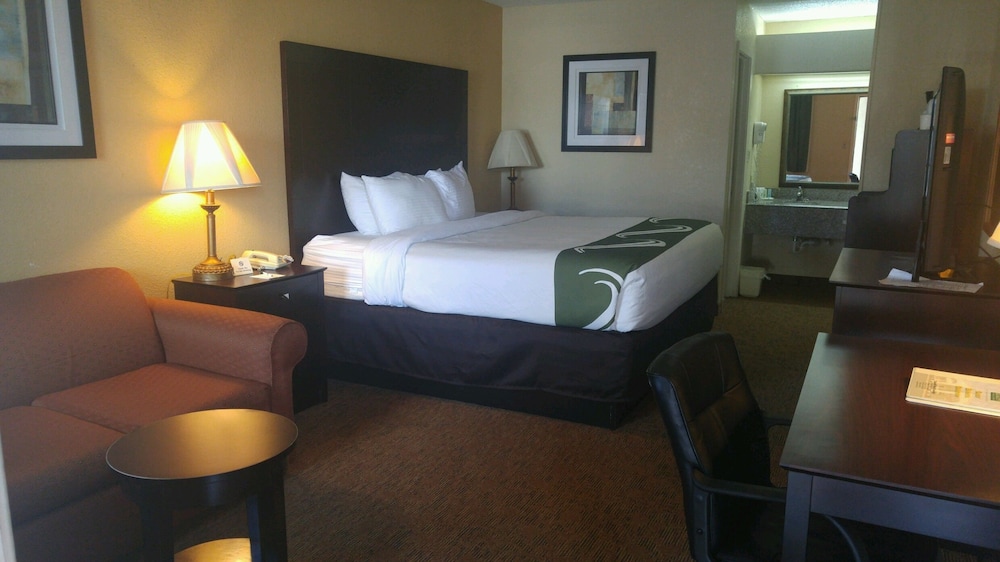 Standard, King Bed