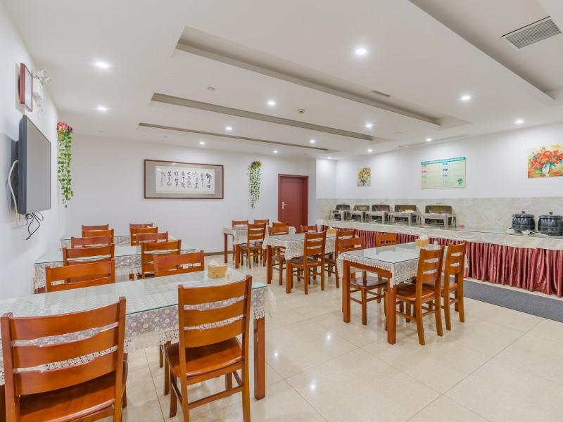 GreenTree Inn Hefei Yangtze River West Road Science Avenue Subway Station Express Hotel 39/50