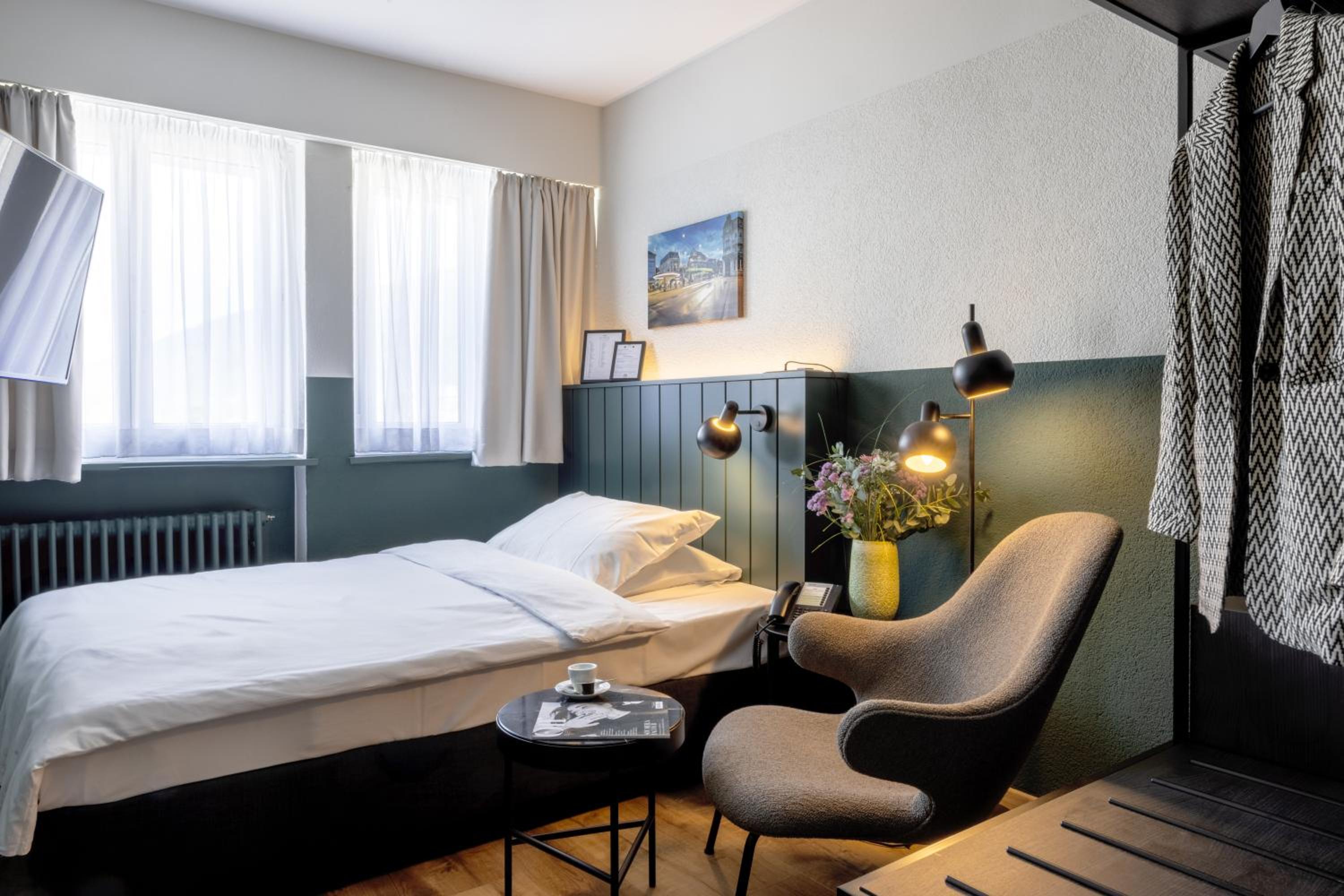 Small Double, Courtyard, Economy