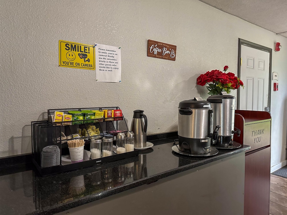 Motel6 Rochester, NY - Airport 18/27
