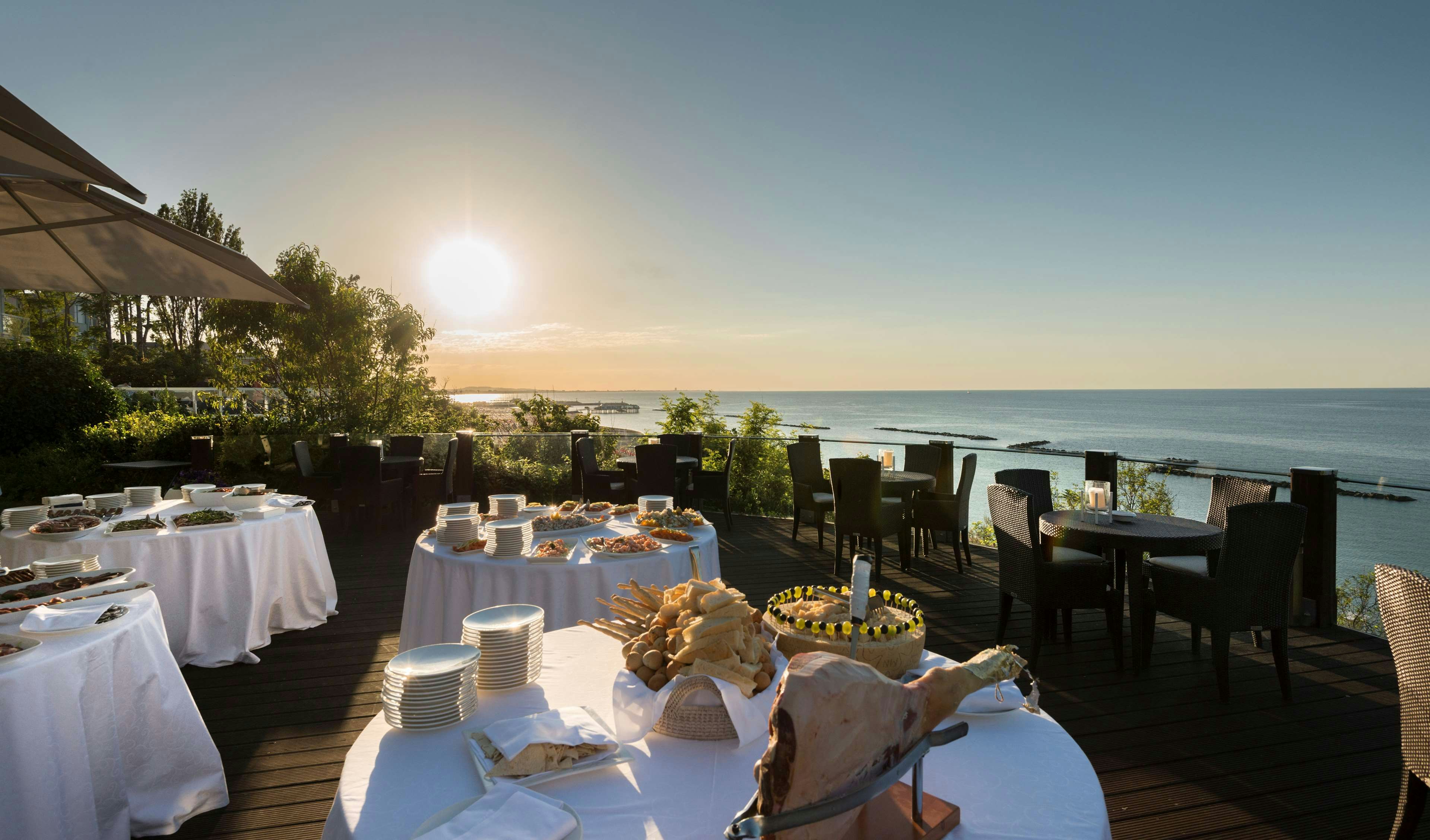 Hotel Sans Souci 7/18