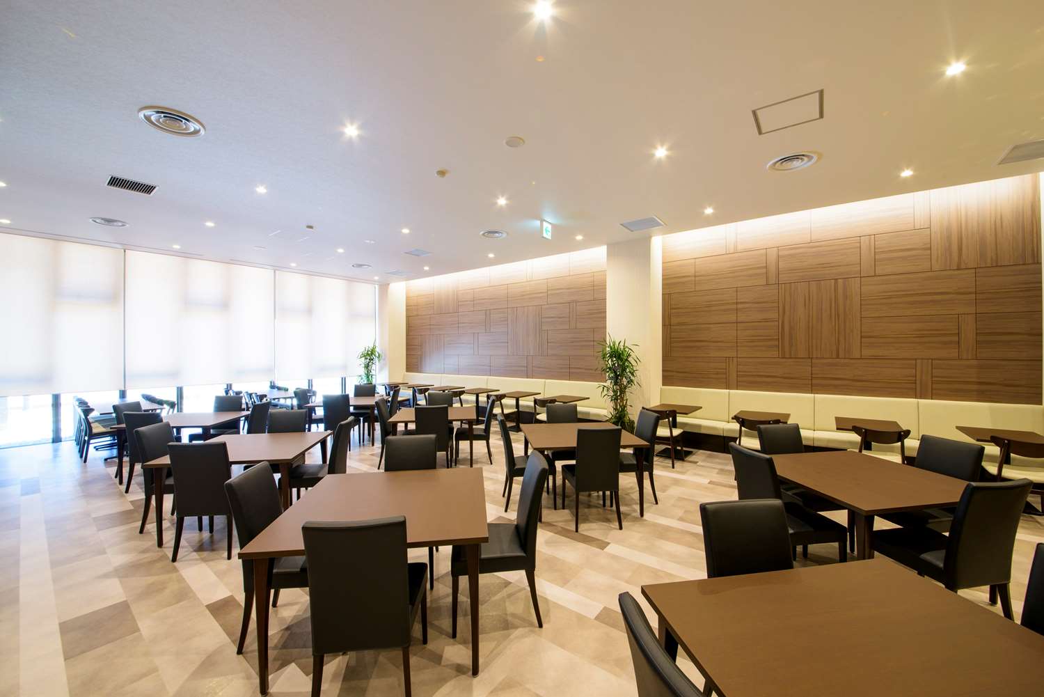 Best Western Plus Hotel Fino Chitose 36/38