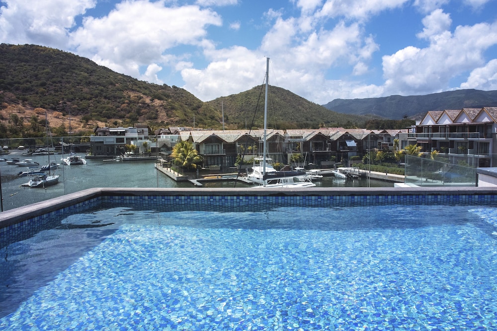 西Island by Horizon Holidays酒店(West Island by Horizon Holidays) 图片2