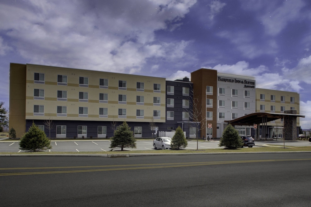Fairfield Inn Suites Allentown West 3/42