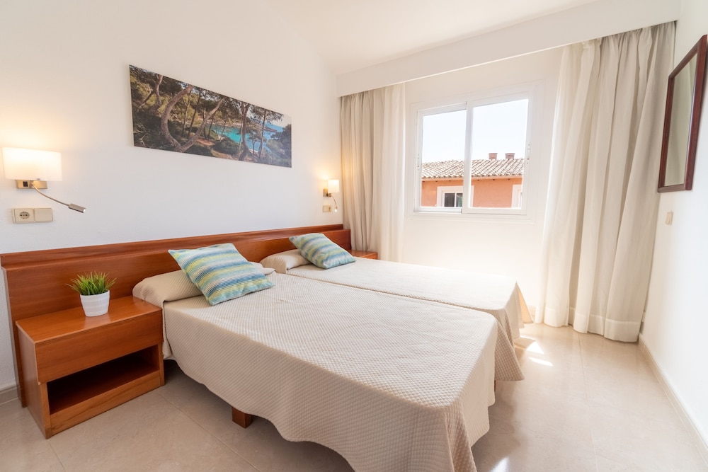 Ciudad Laurel Aparthotel 93/129