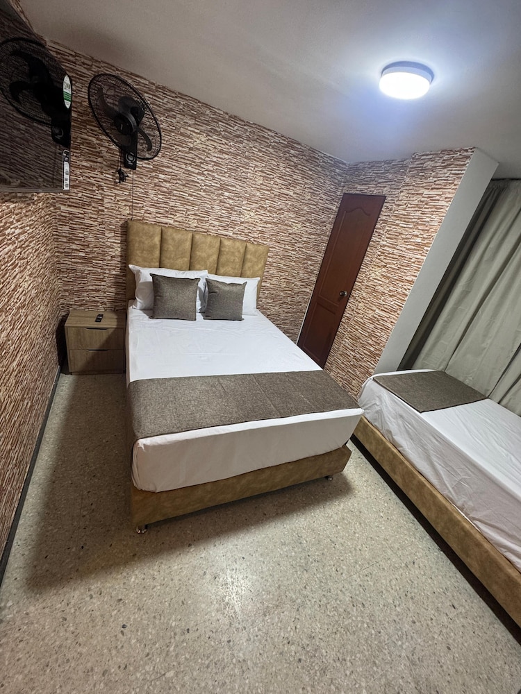 Hotel Pereira Central 14/32