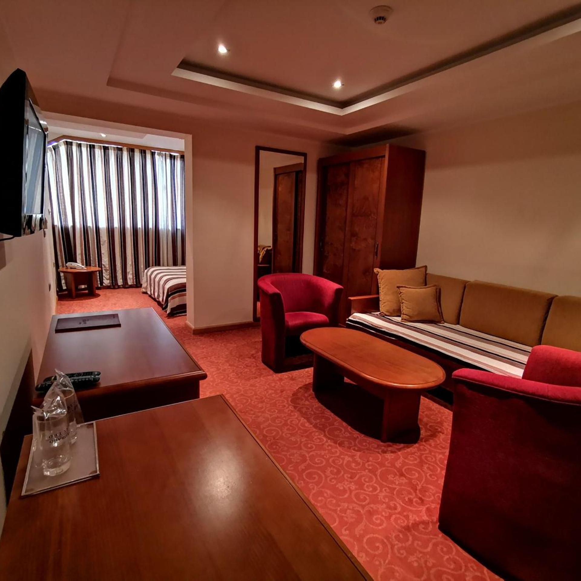 Hotel Bambis 36/54