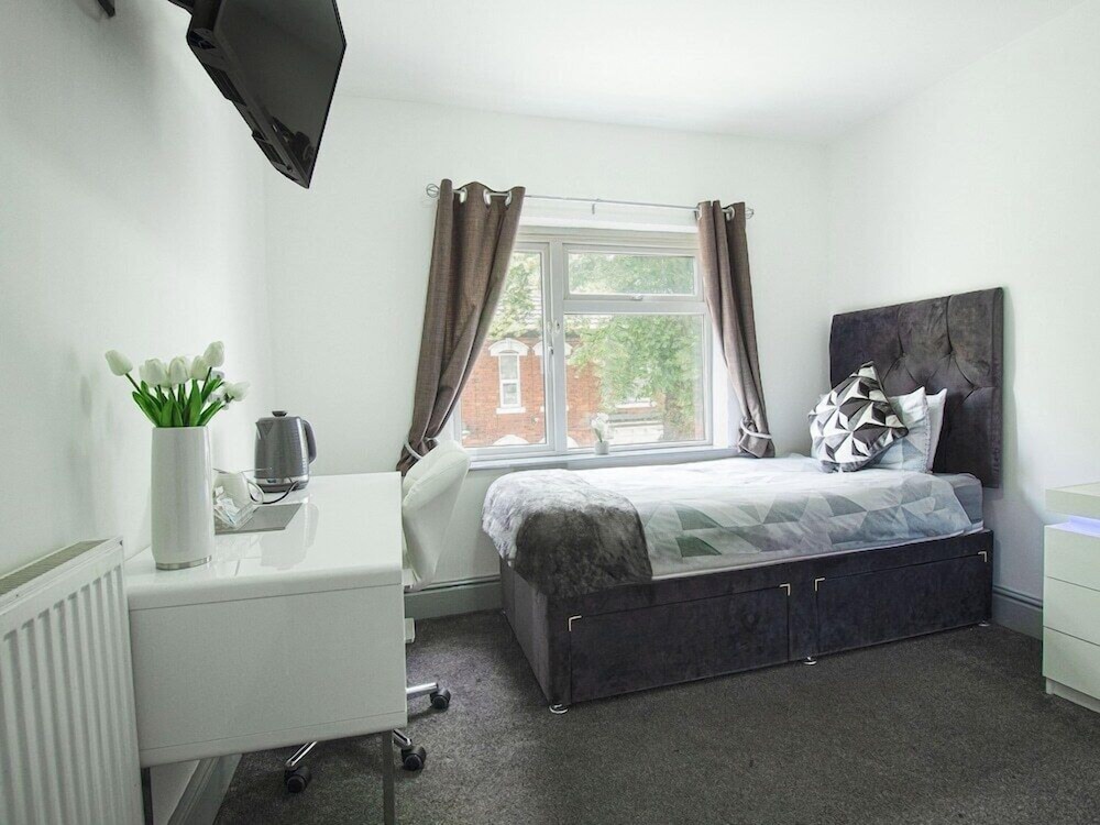 OYO Hotel Clamart 14/50
