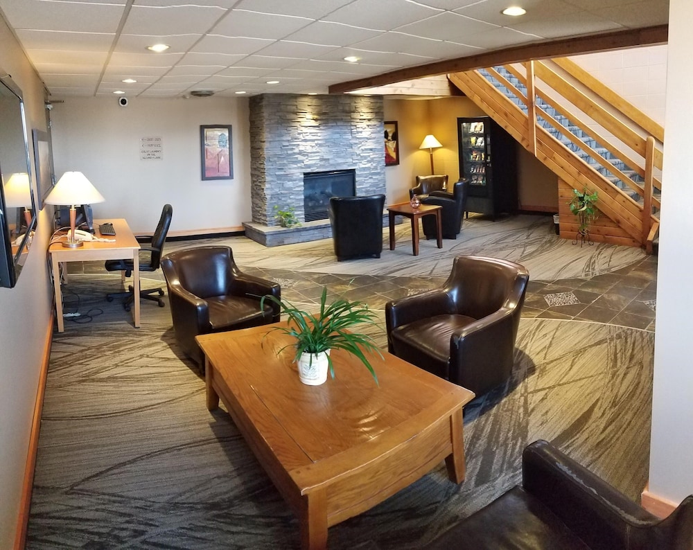 The Neighbourhood Inn 40/65
