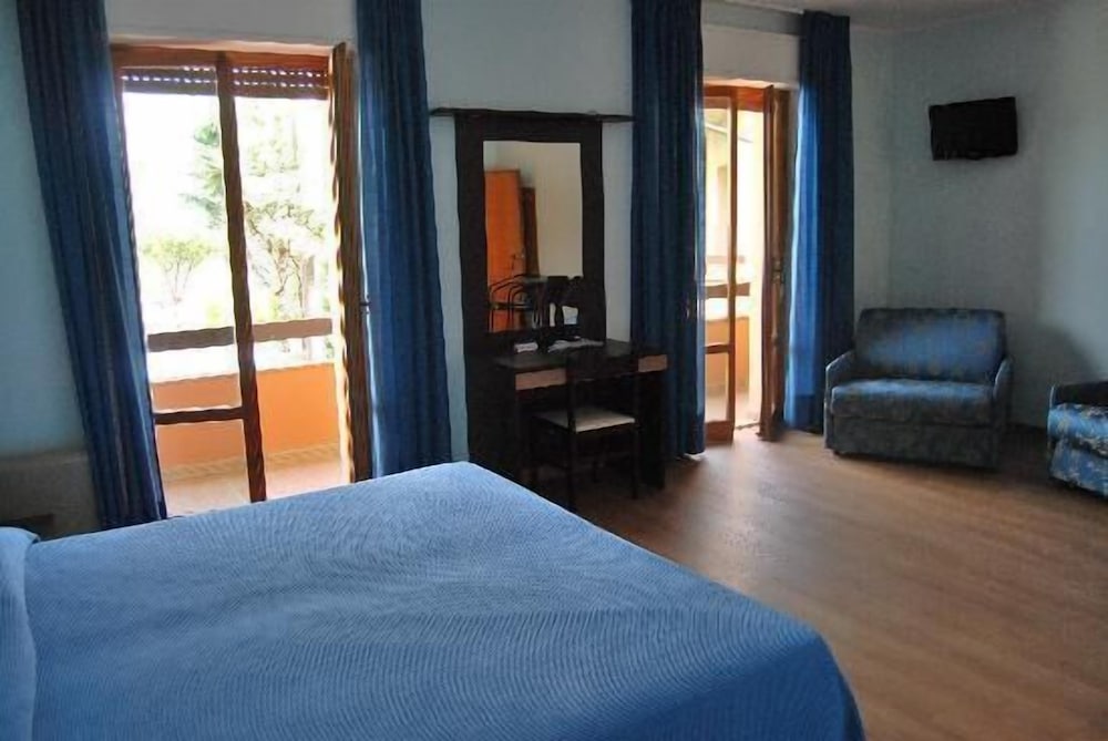Hotel Villaggio Il Gabbiano 8/28