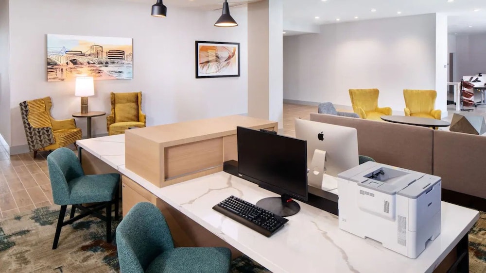 Hyatt Place Scottsdale North 26/31