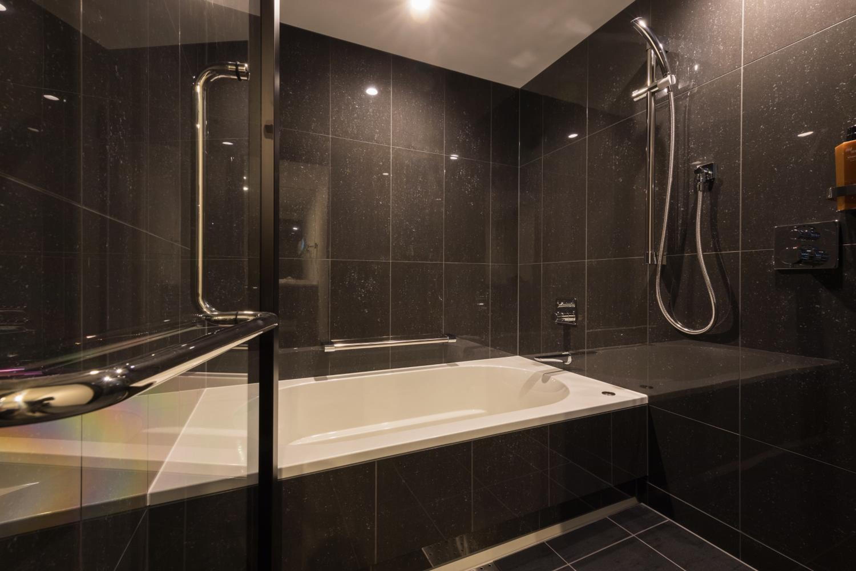 Urban, Queen Bed, Corner، Hotel Metropolitan Kawasaki 6/8