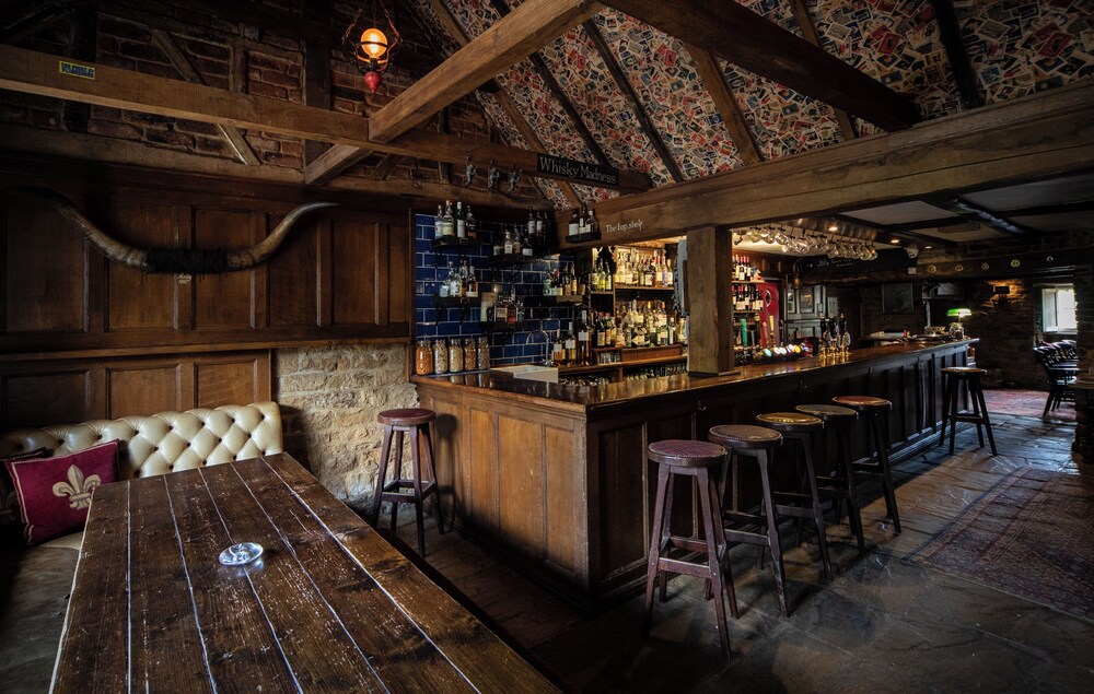 The White Horse Inn 45/62