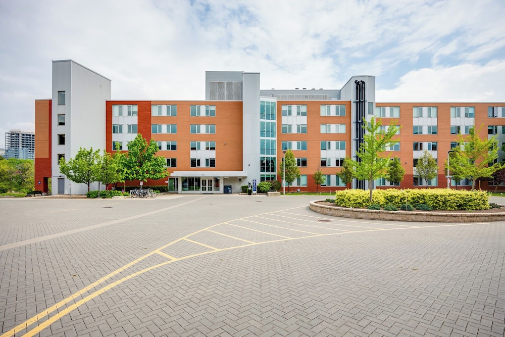 Residence Conference Centre Brampton 24/28