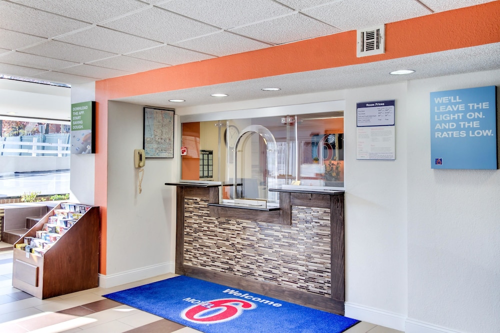 Motel6 Washington, DC 7/66