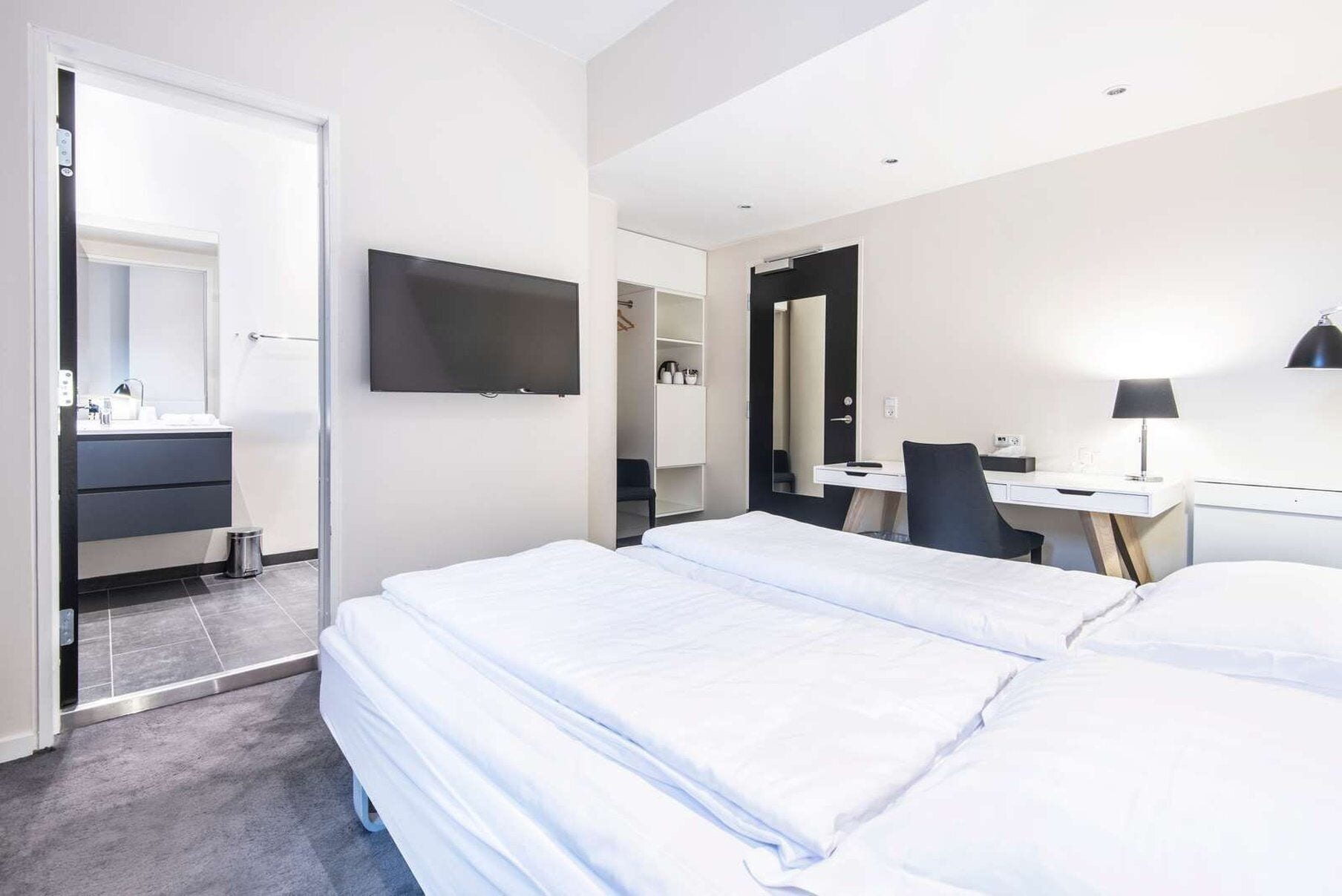 Double Bed, No Elevator, Annex