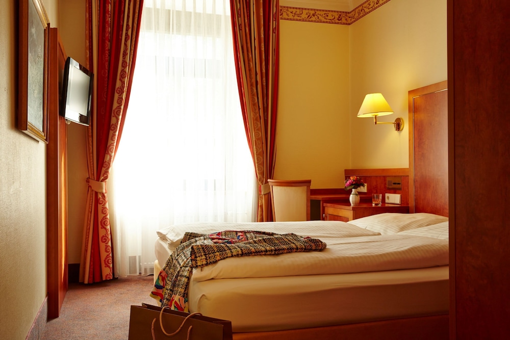 Hotel Concorde Munchen 13/49