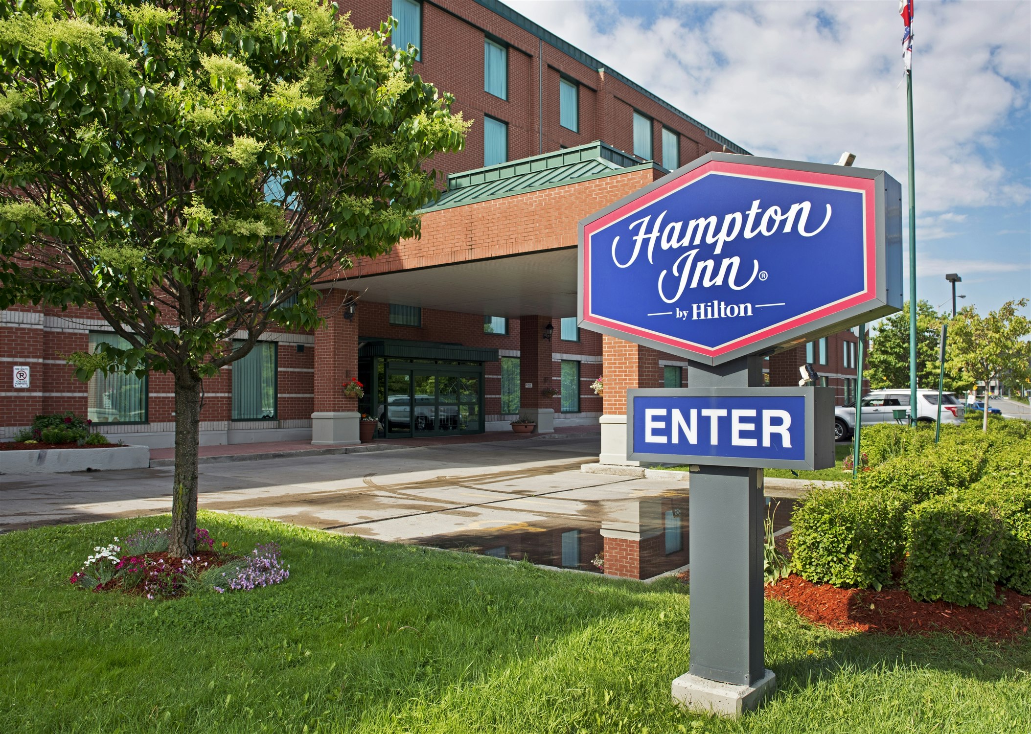 Hampton Inn By Hilton Ottawa 6/38