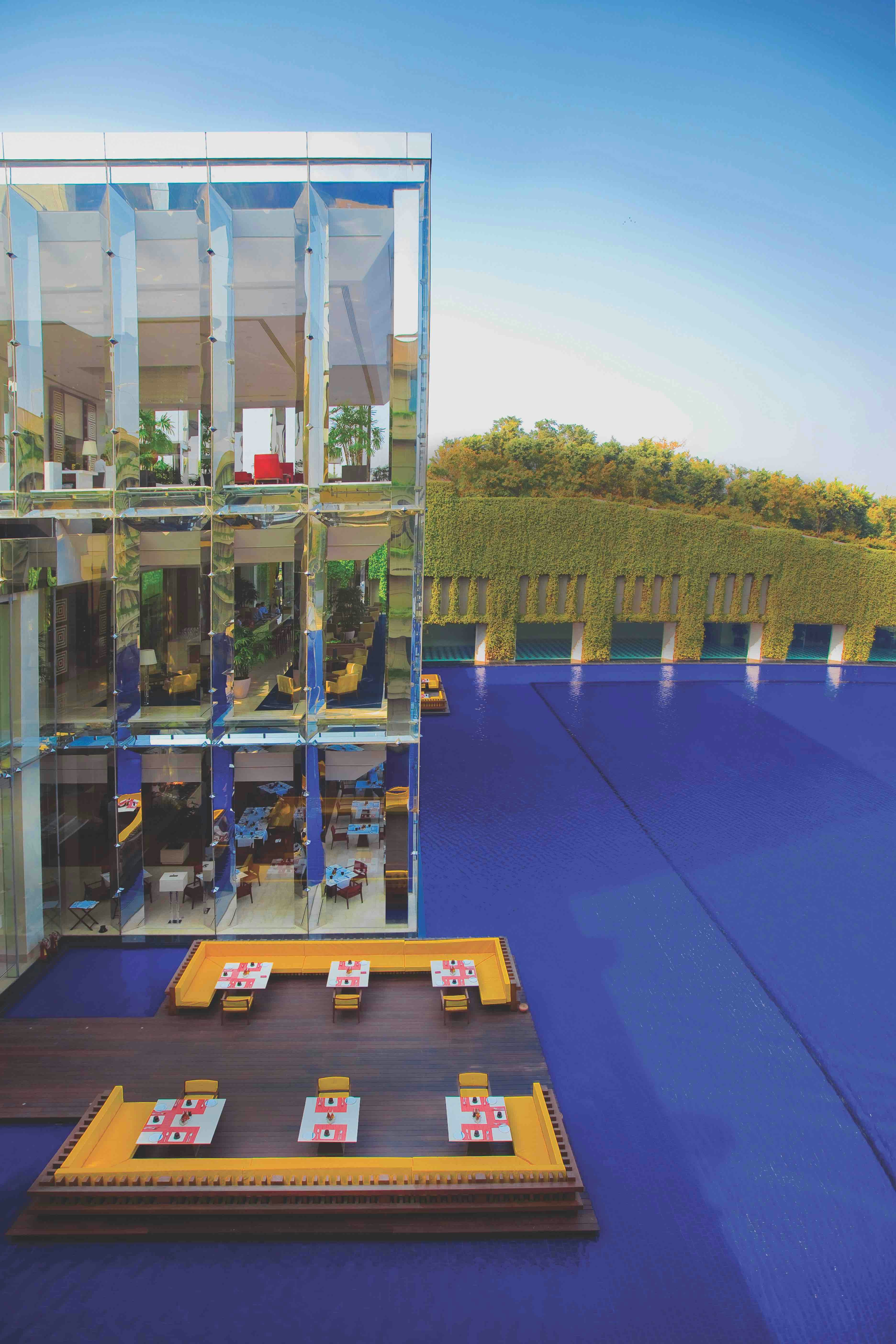 THE OBEROI GURGAON 40/50