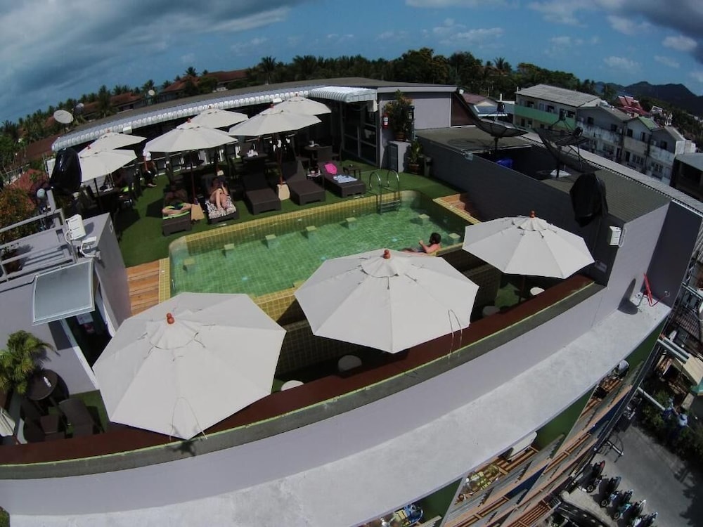 Cheeky Monkey S Samui 21/25